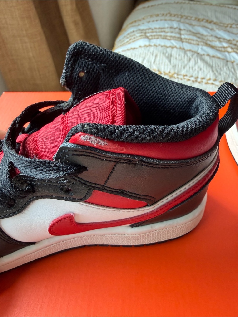 Nike Kids Air Jordan 1 Mid-Top Sneakers in Red, Black, White - Picture 5 of 8
